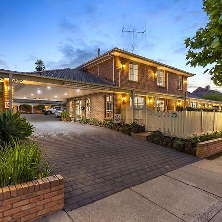 Golden Square Motor Inn Bendigo Exterior photo